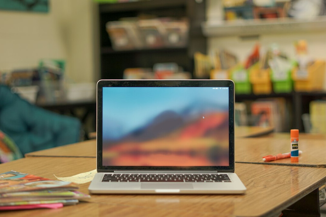 digital devices in classroom